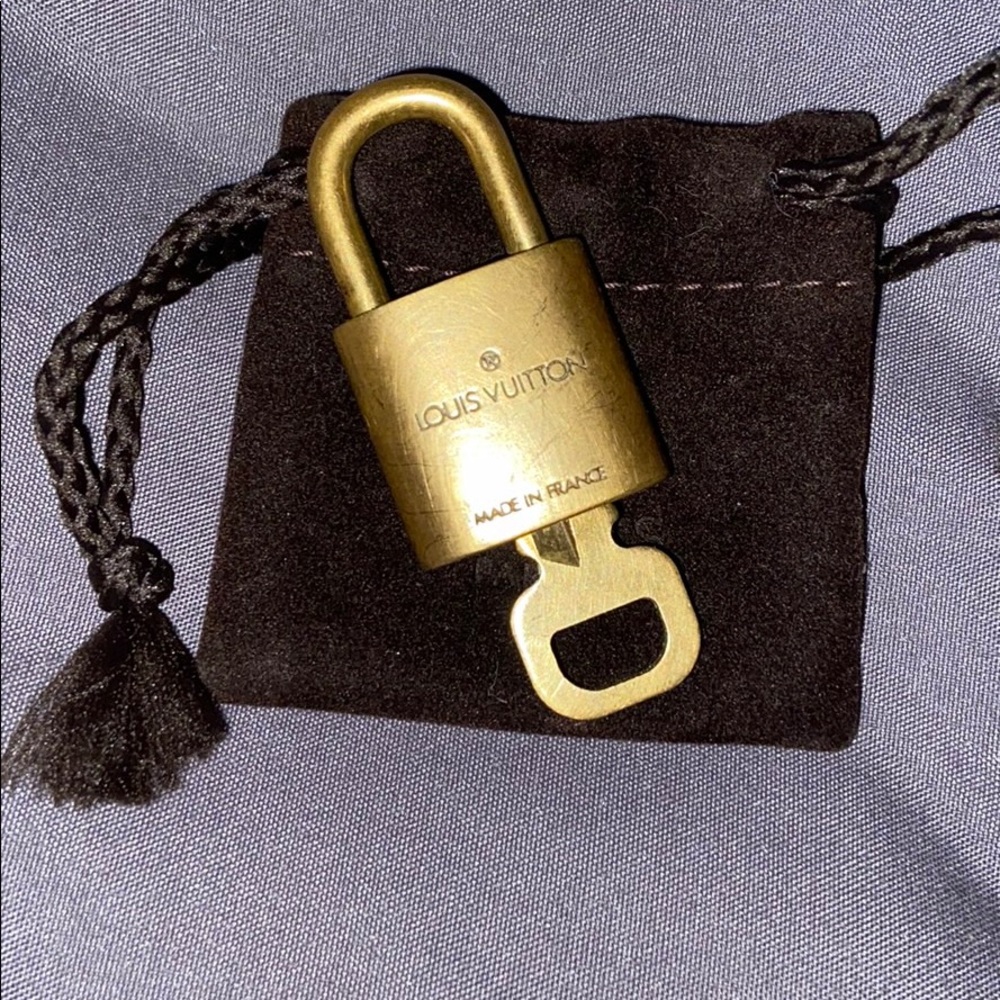 Louis Vuitton speedy 30 🌟sold out in stores🌟 - Picture 12 of 16